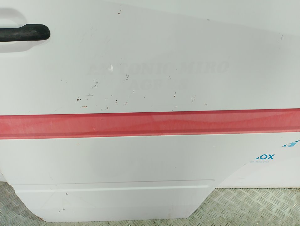 PUERTA DELANTERA DERECHA MERCEDES-BENZ SPRINTER (W901,W904) - vista 2