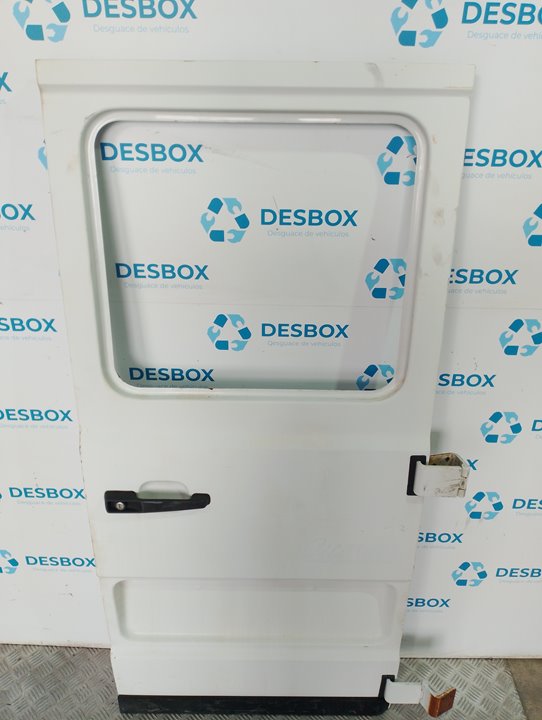 PORTON TRASERO DERECHO MERCEDES-BENZ MB 100