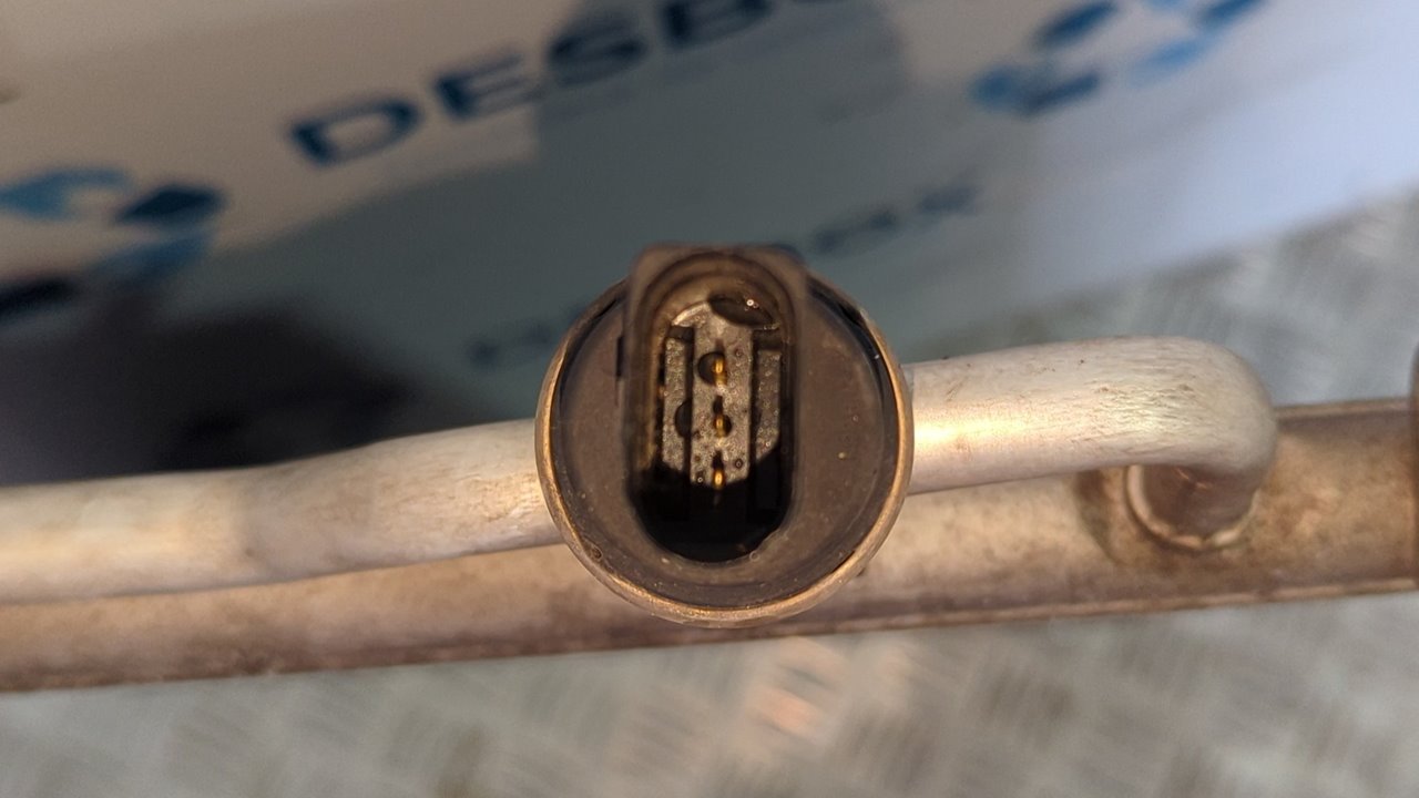 CONDENSADOR / RADIADOR  AIRE ACONDICIONADO AUDI A4 BERLINA (8E) - vista 4