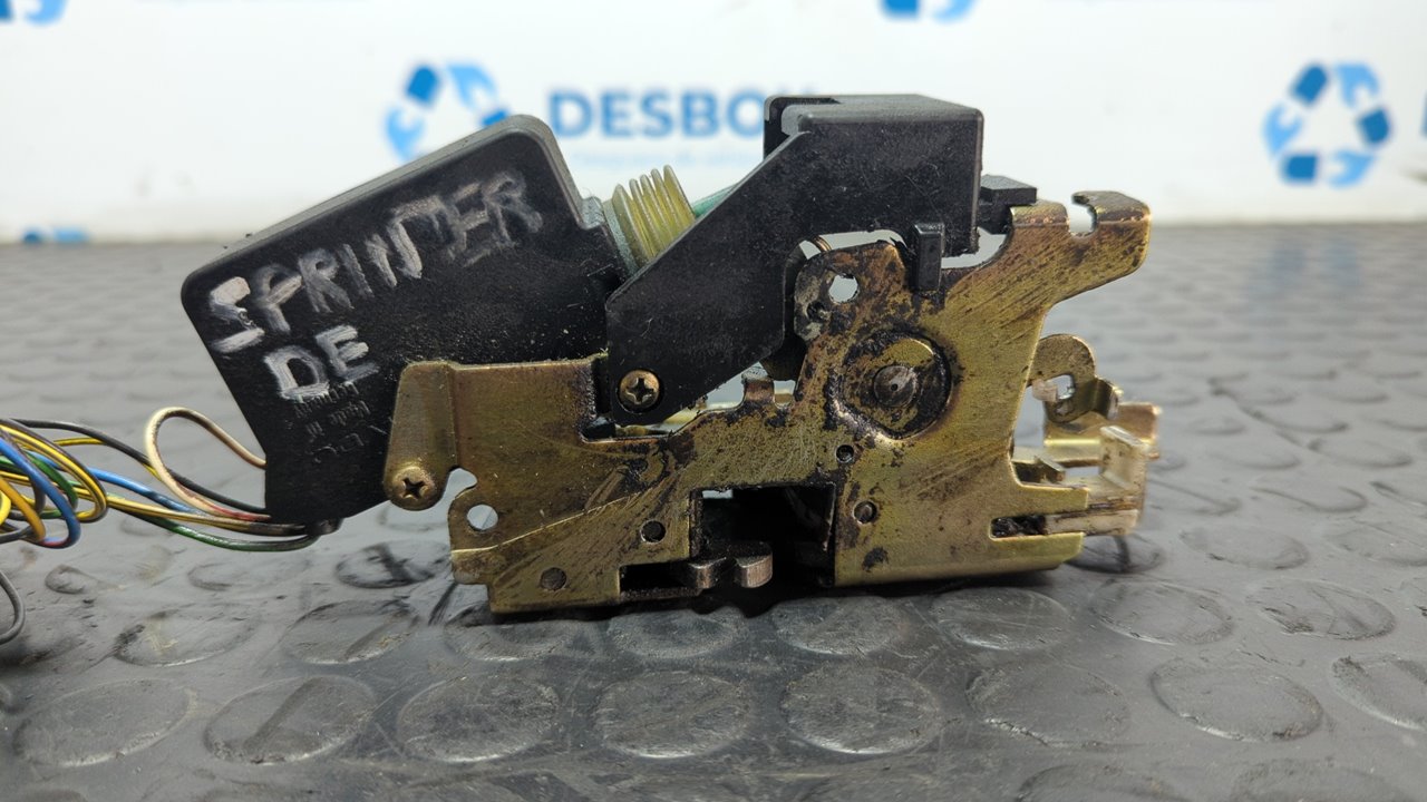 CERRADURA PUERTA DELANTERA DERECHA MERCEDES SPRINTER (W901,W904) - vista 4