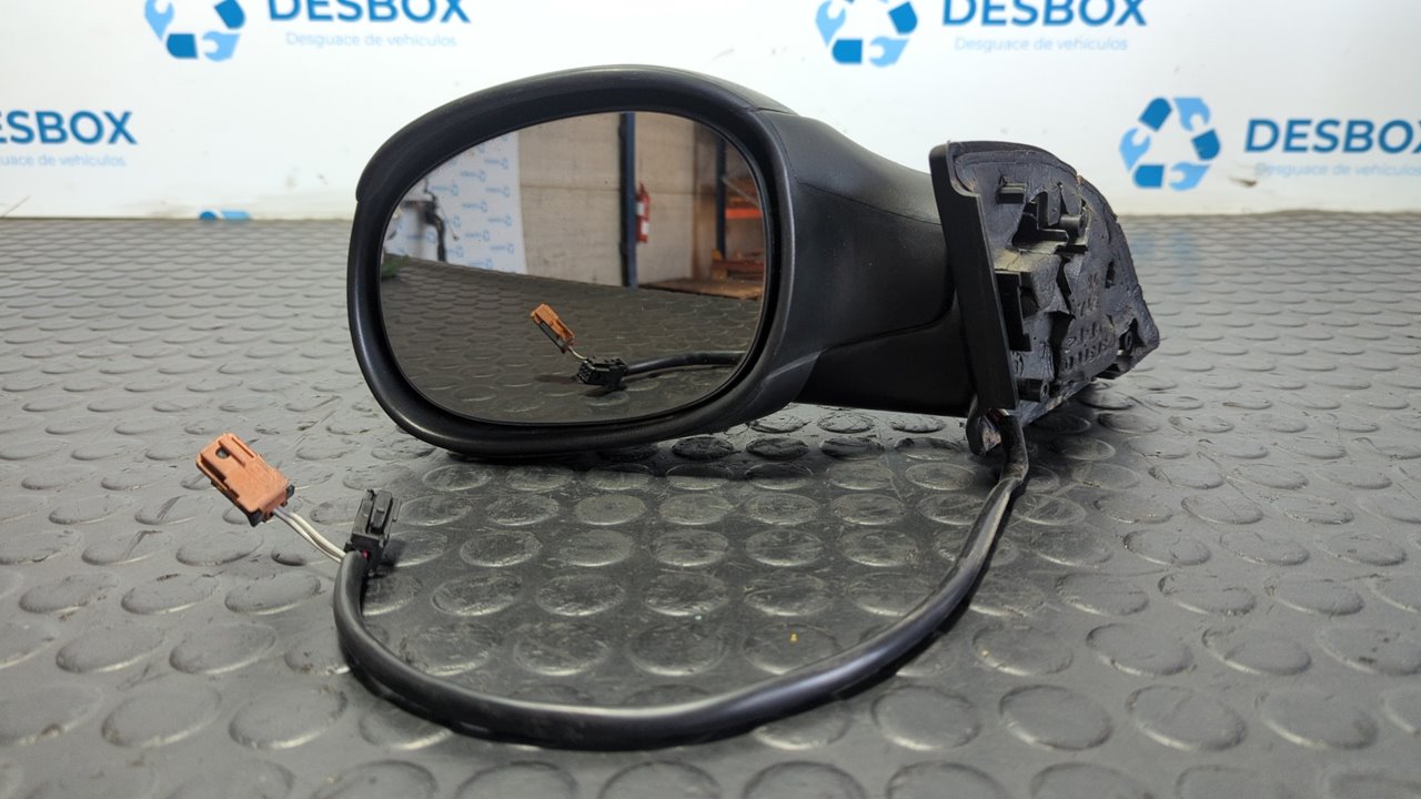 RETROVISOR IZQUIERDO CITROEN C3