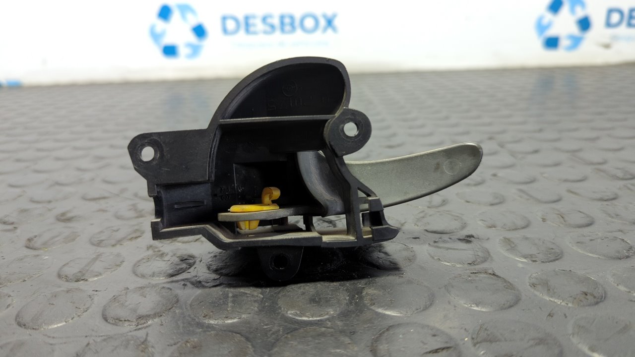 MANETA INTERIOR DELANTERA DERECHA MERCEDES SPRINTER (W901,W903) - vista 2