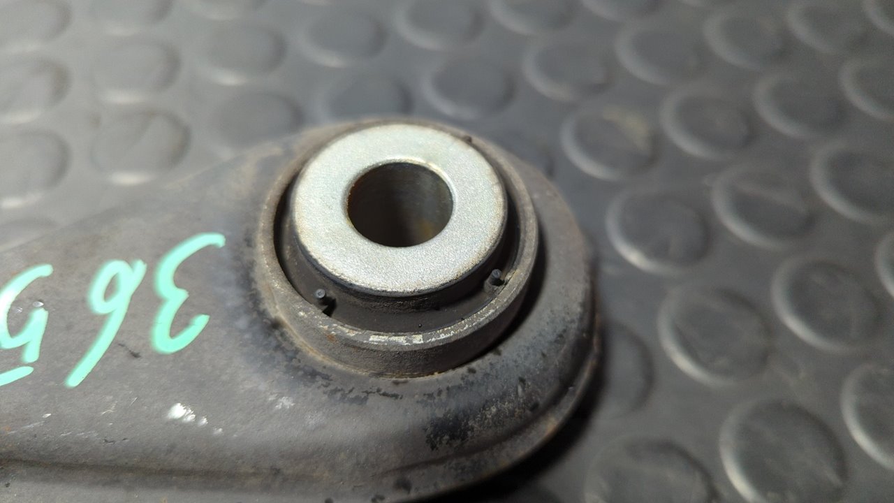 BRAZO IZQUIERDO INFERIOR TRASERO PORSCHE CAYENNE (TYP 9PA) - vista 2