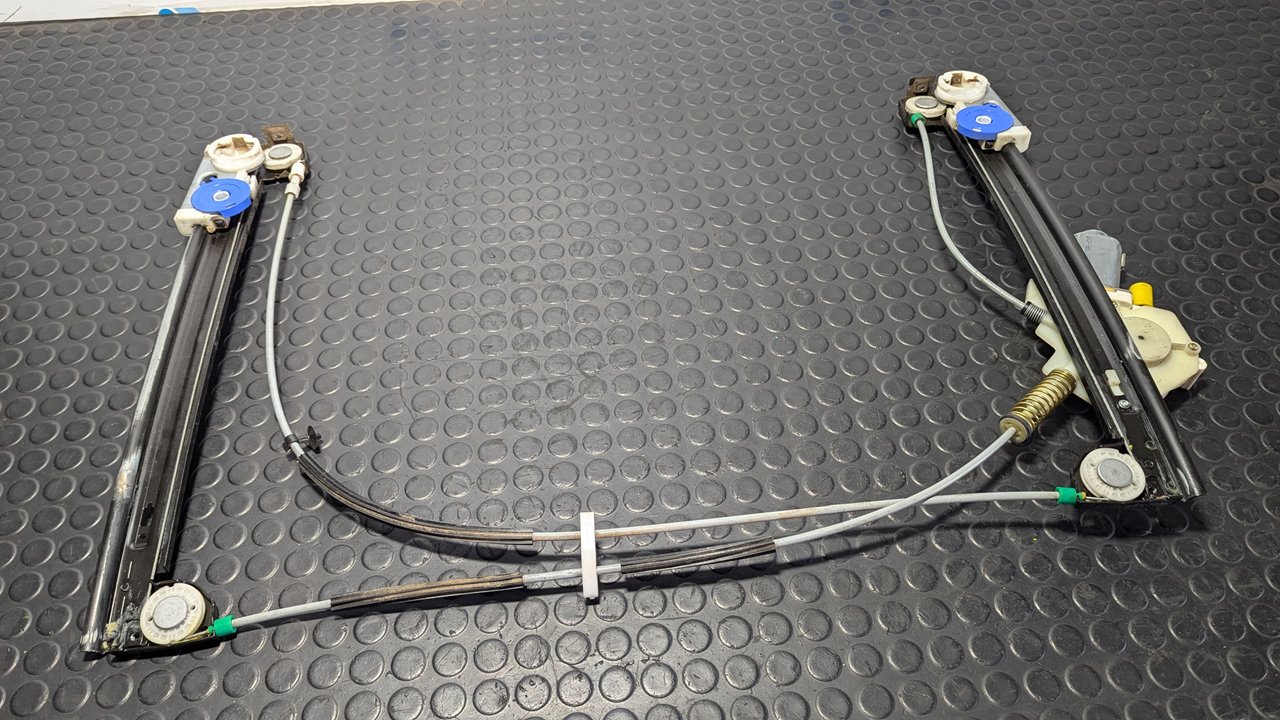 ELEVALUNAS DELANTERO IZQUIERDO MINI MINI (R50,R53)