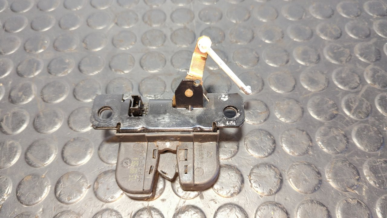 CERRADURA MALETERO / PORTON PORSCHE CAYENNE (TYP 9PA) - vista 4