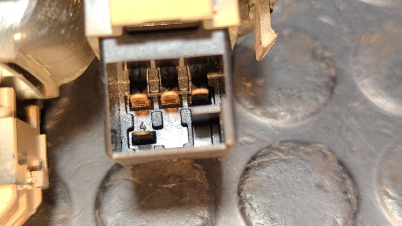 MANDO ELEVALUNAS TRASERO DERECHO PORSCHE CAYENNE (TYP 9PA) - vista 2