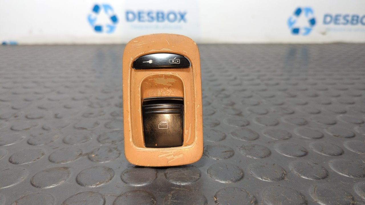 MANDO ELEVALUNAS DELANTERO DERECHO PORSCHE CAYENNE (TYP 9PA)