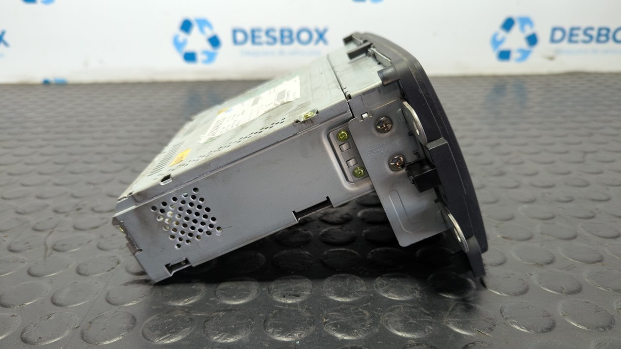 SISTEMA NAVEGACION GPS RENAULT CAPTUR - vista 2