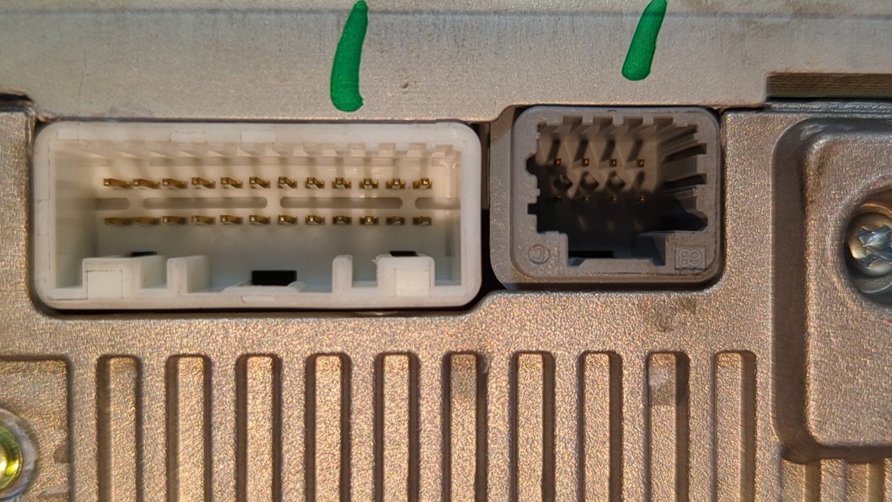 SISTEMA NAVEGACION GPS RENAULT CAPTUR - vista 3