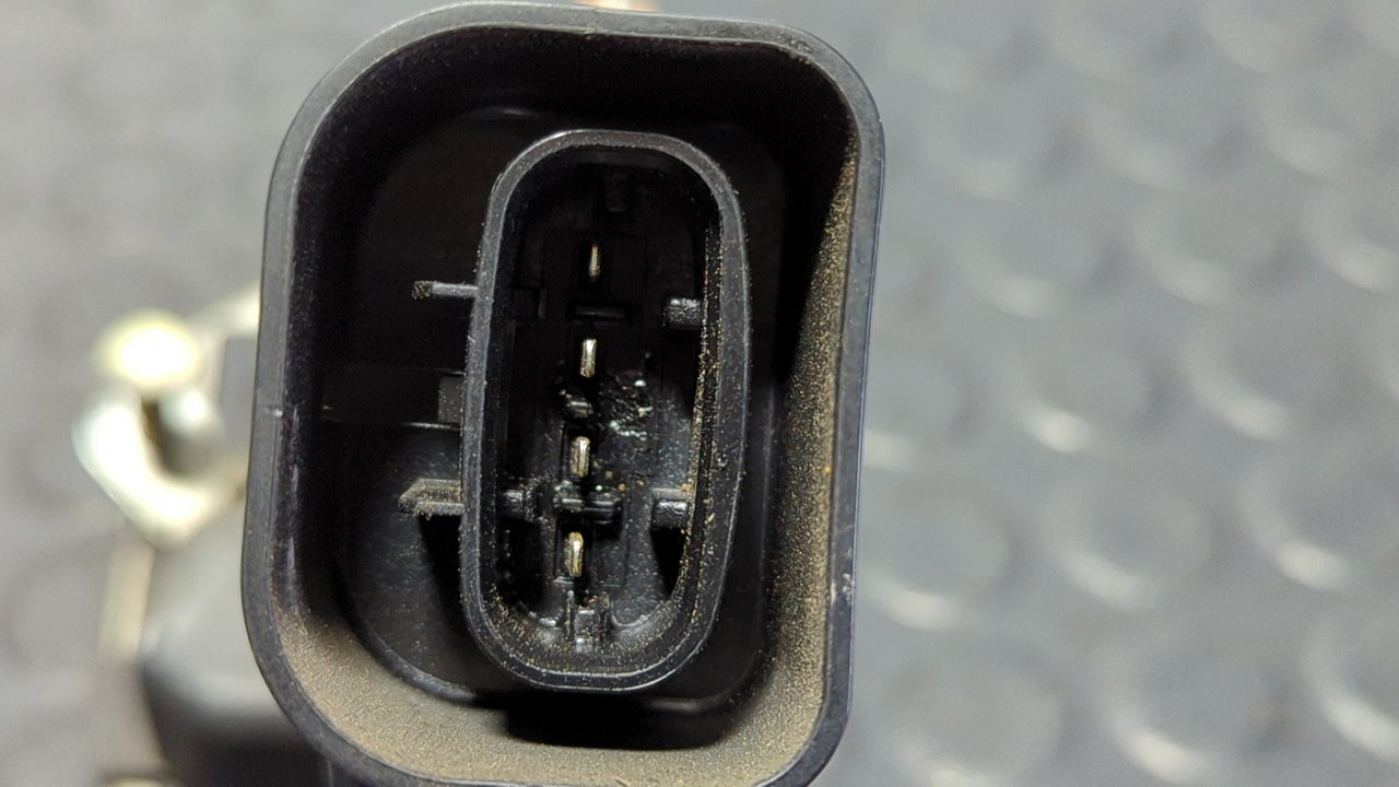 CERRADURA PUERTA TRASERA DERECHA TOYOTA LAND CRUISER (J9) - vista 4