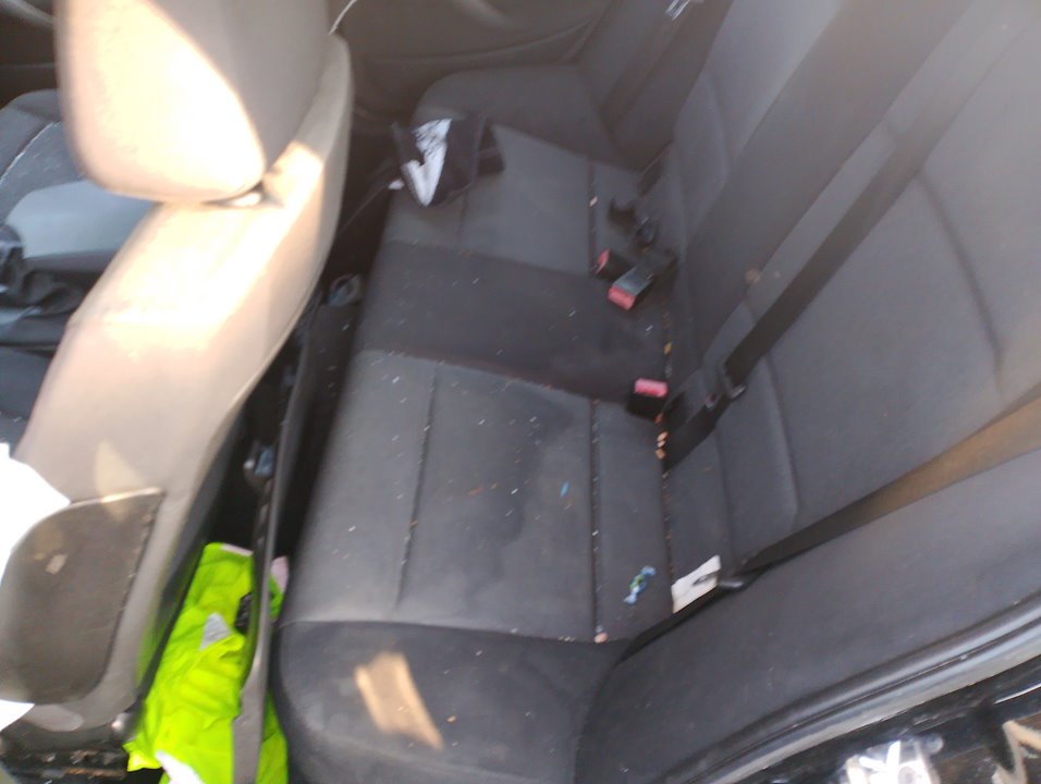 APOYABRAZOS CENTRAL BMW SERIE 1 BERLINA (E81/E87) - vista 7