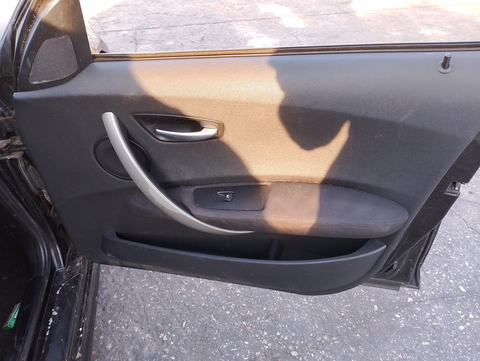 APOYABRAZOS CENTRAL BMW SERIE 1 BERLINA (E81/E87) - vista 13