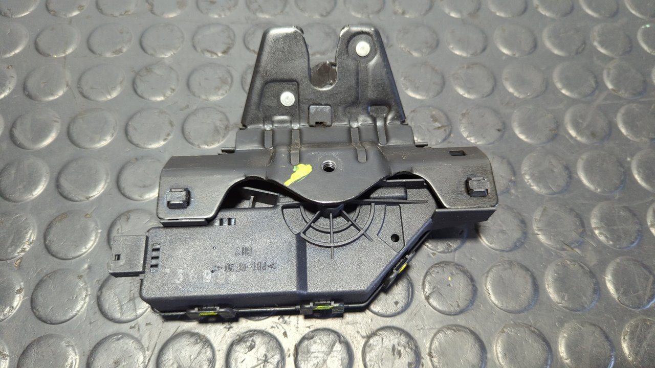 CERRADURA MALETERO / PORTON BMW SERIE 1 BERLINA (E81/E87) - vista 5