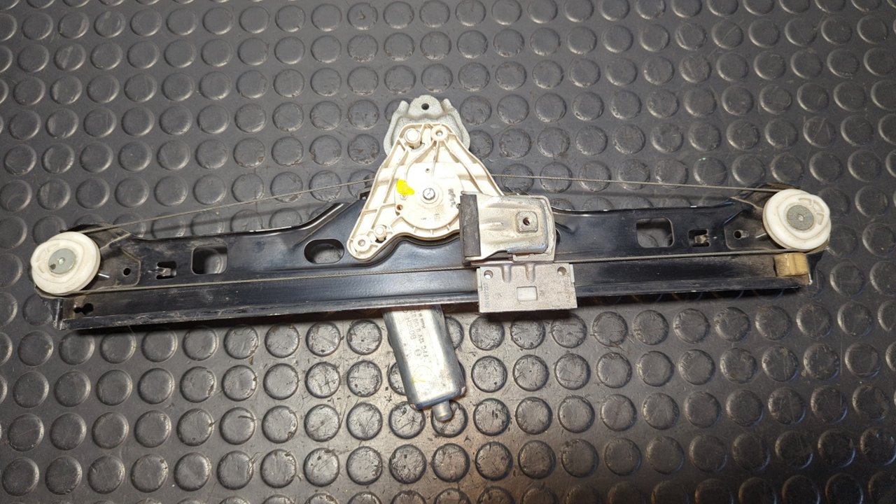 ELEVALUNAS TRASERO DERECHO MERCEDES-BENZ CLASE E (W210) BERLINA DIESEL