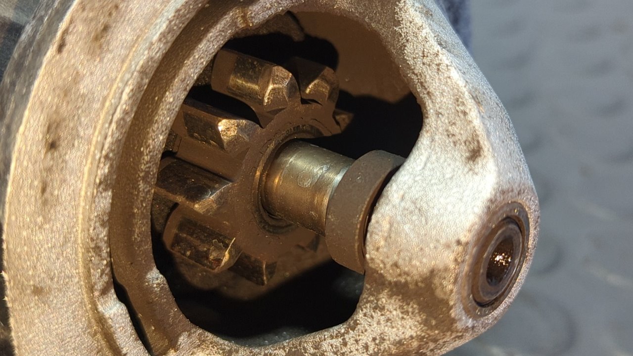 MOTOR ARRANQUE TOYOTA COROLLA (E12) - vista 5