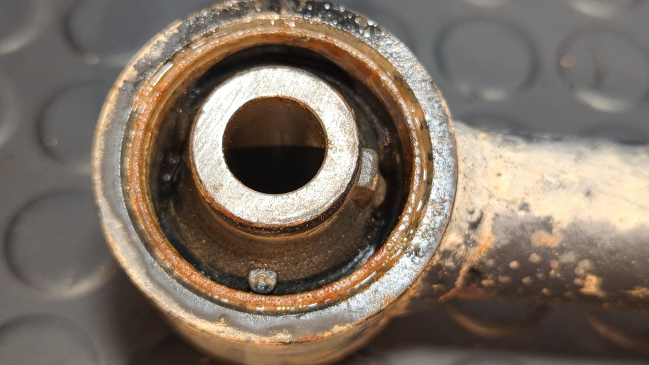 BRAZO IZQUIERDO INFERIOR TRASERO TOYOTA LAND CRUISER (J9) - vista 3