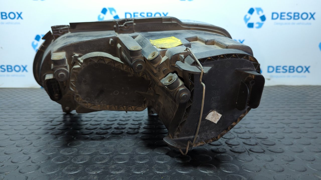 FARO DERECHO VOLKSWAGEN CADDY KA/KB (2K) - vista 2