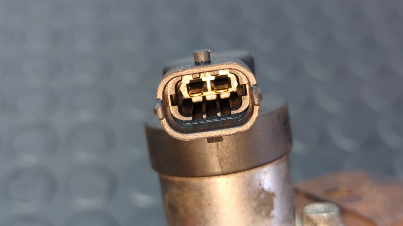 BOMBA INYECCION RENAULT MAXITY - vista 2