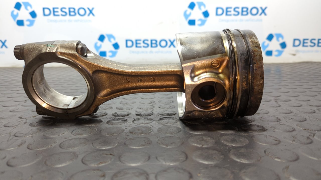 PISTON RENAULT MAXITY - vista 4