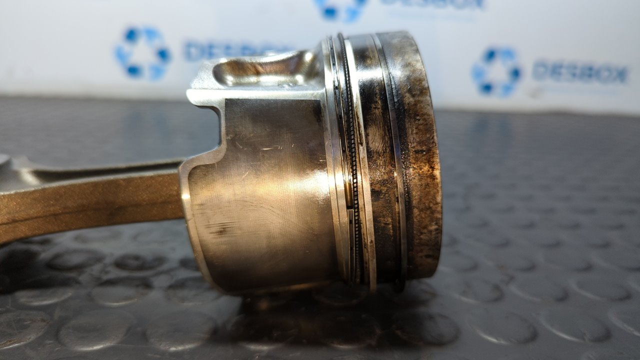 PISTON RENAULT MAXITY - vista 3