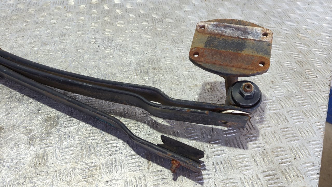 BALLESTA TRASERA NISSAN CABSTAR - vista 4