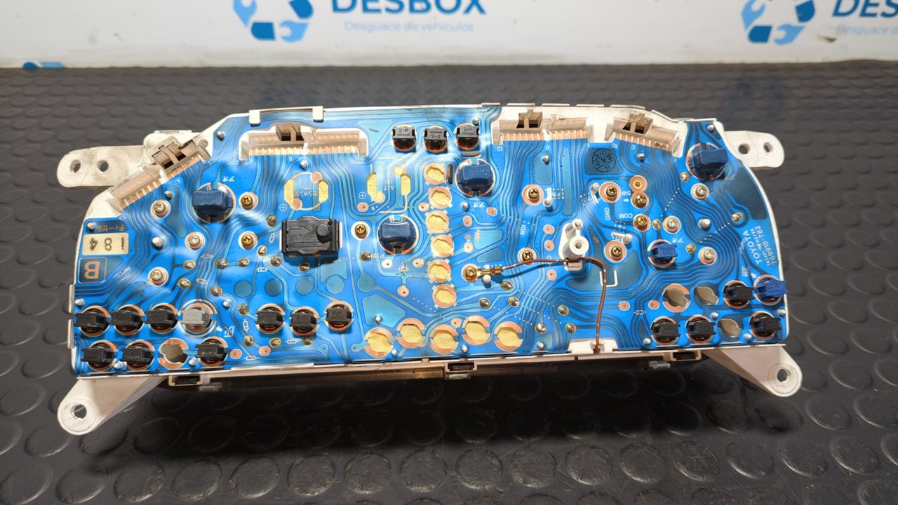 CUADRO INSTRUMENTOS TOYOTA LAND CRUISER (J9) - vista 4