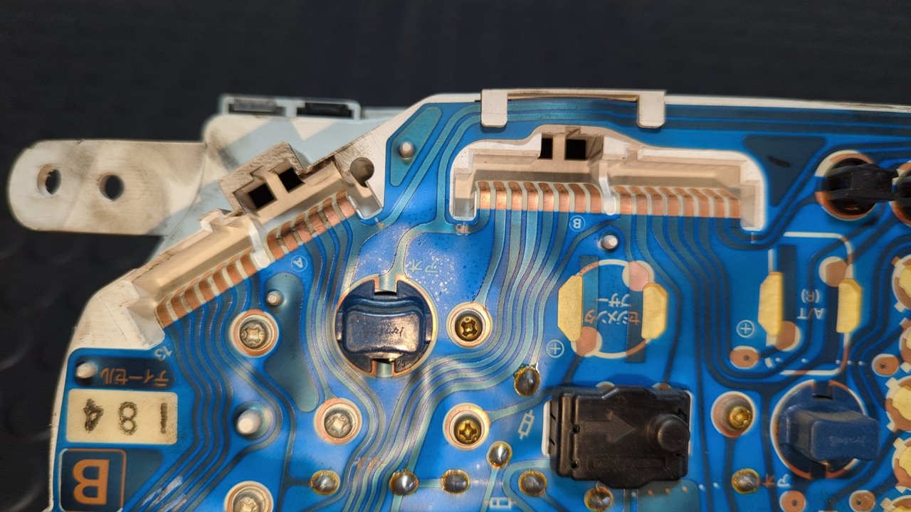 CUADRO INSTRUMENTOS TOYOTA LAND CRUISER (J9) - vista 3