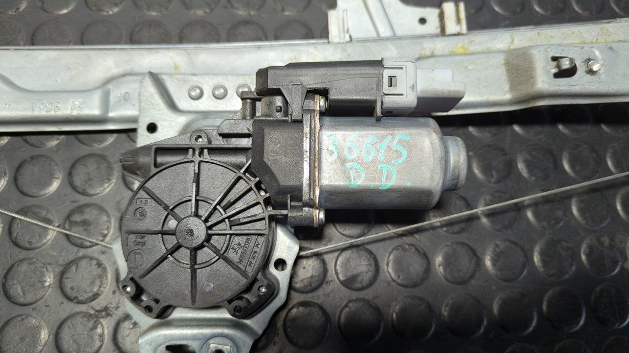 ELEVALUNAS DELANTERO DERECHO PEUGEOT 207 SW - vista 2