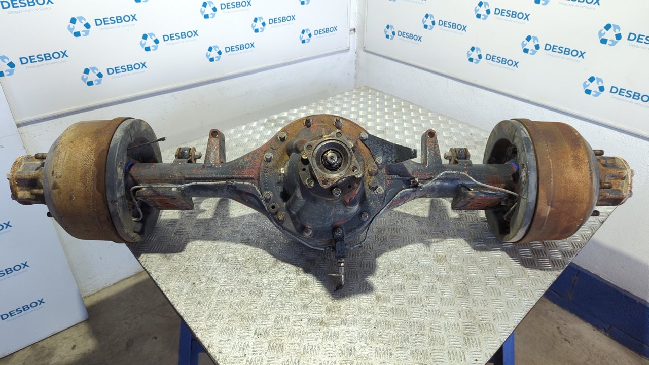 PUENTE TRASERO NISSAN L80 - vista 5