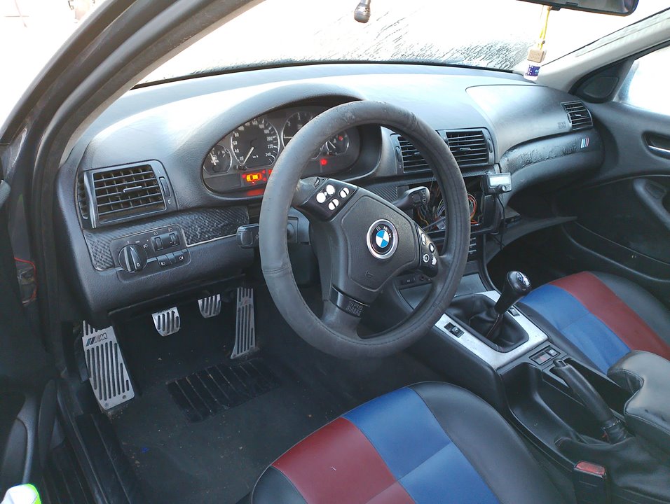 FARO IZQUIERDO BMW SERIE 3 BERLINA (E46) - vista 3