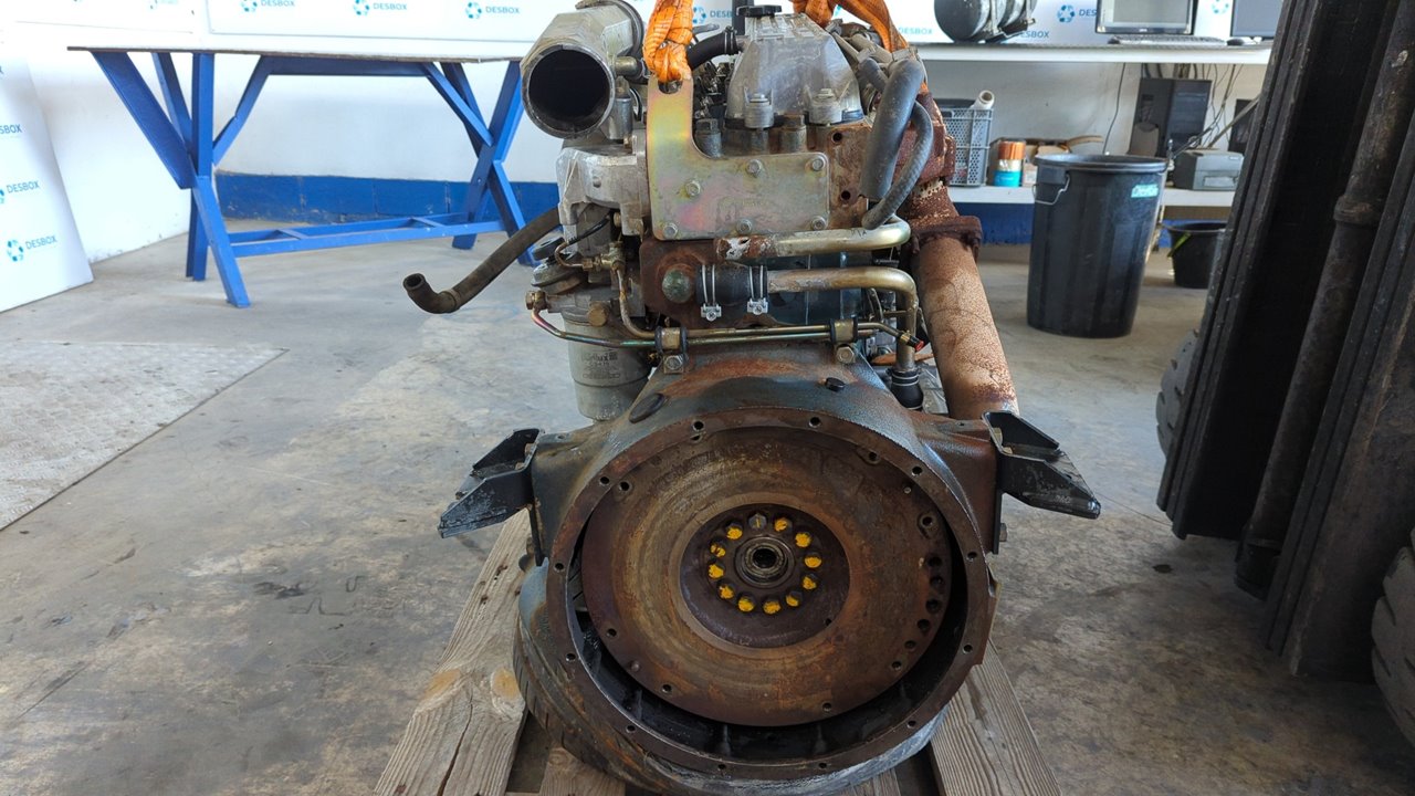 MOTOR NISSAN L80 - vista 2