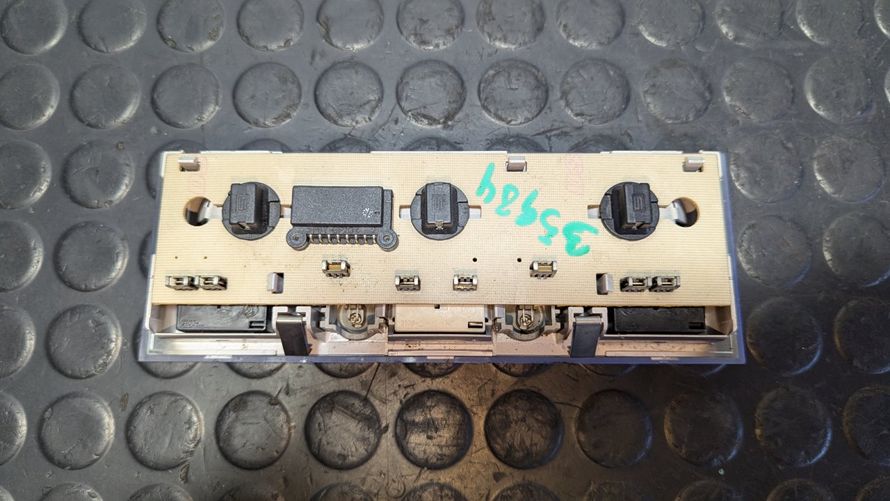 LUZ INTERIOR BMW SERIE 7 (E65/E66) - vista 2