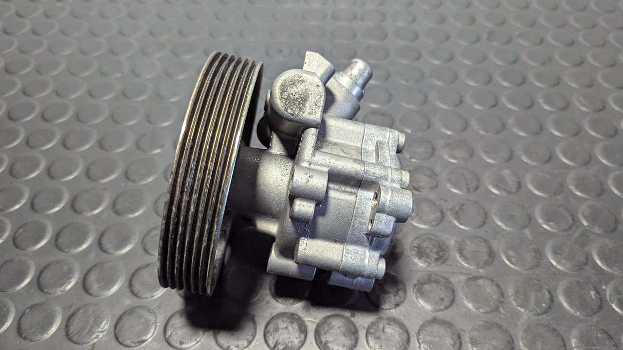 BOMBA DIRECCION PEUGEOT 406 BERLINA (S1/S2) - vista 2