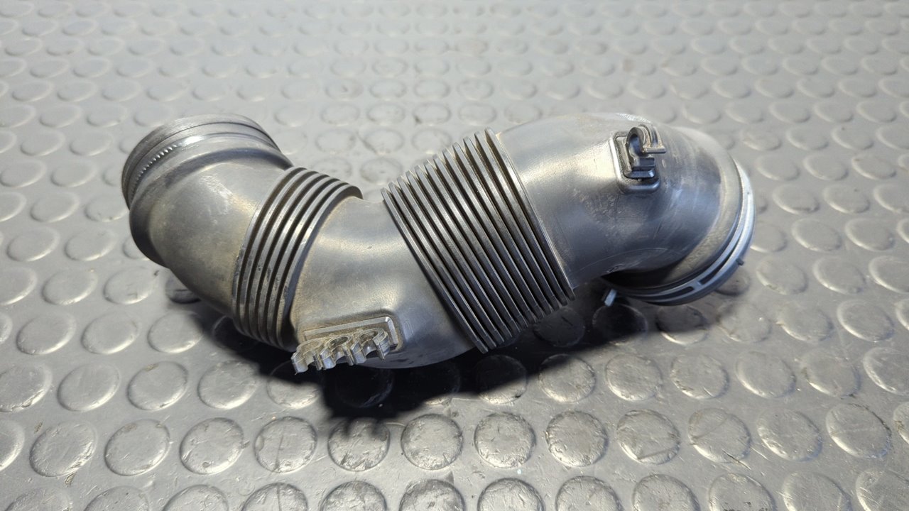 TUBO SKODA OCTAVIA BERLINA (1Z3) - vista 2