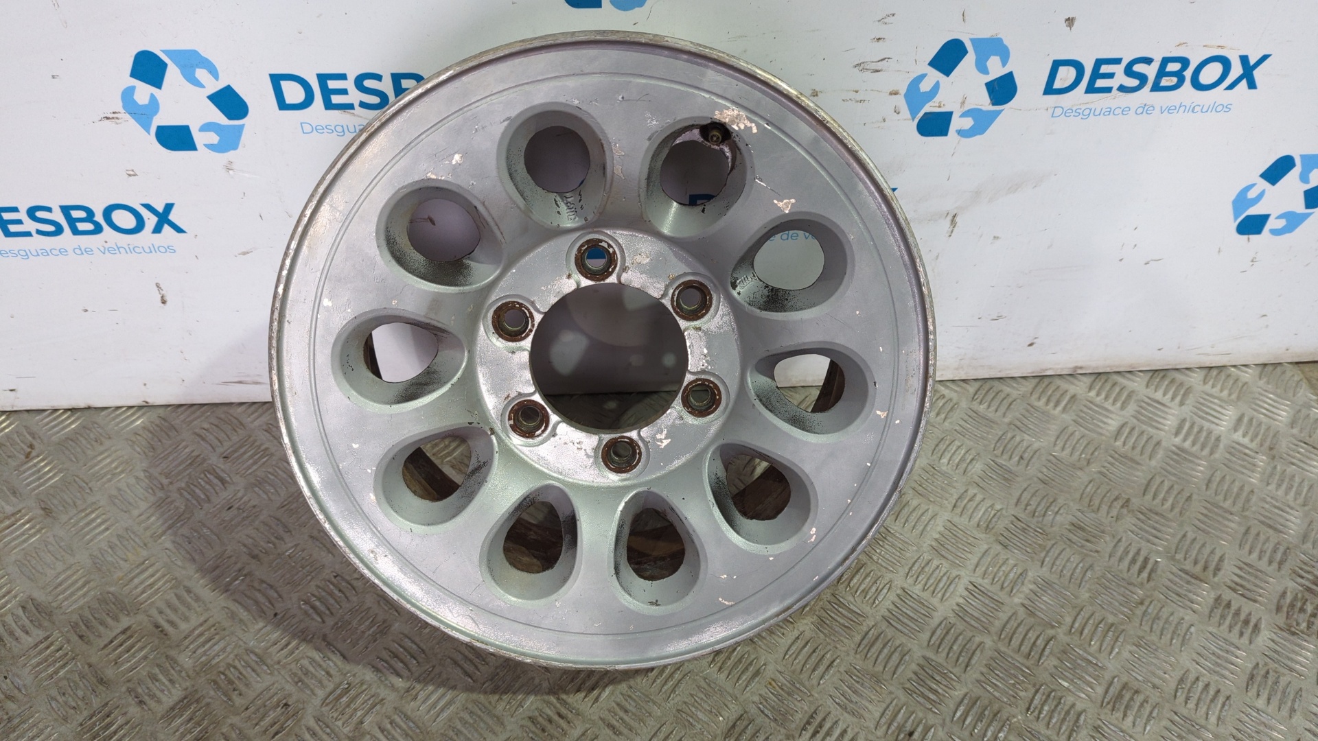 JUEGO LLANTAS MITSUBISHI MONTERO (L040) - vista 3