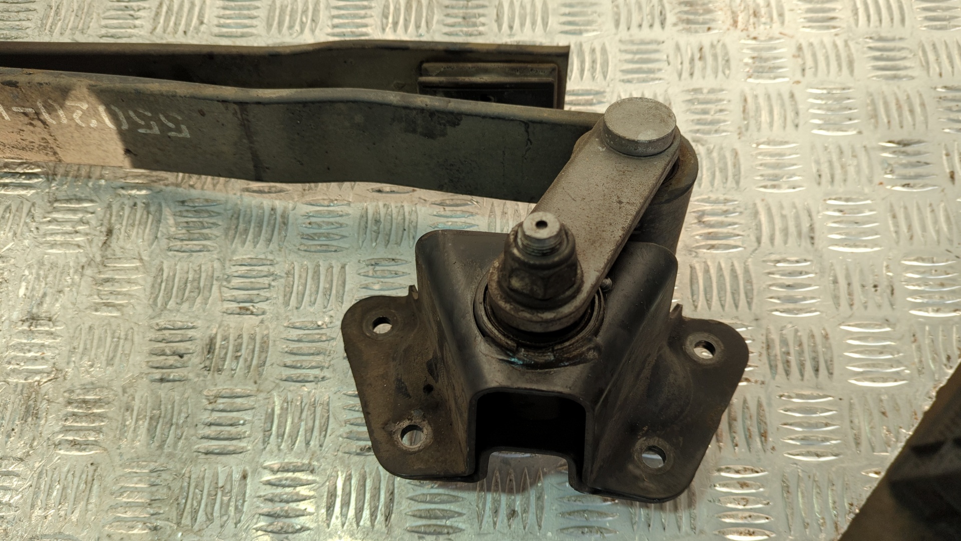 BALLESTA TRASERA RENAULT MAXITY - vista 4