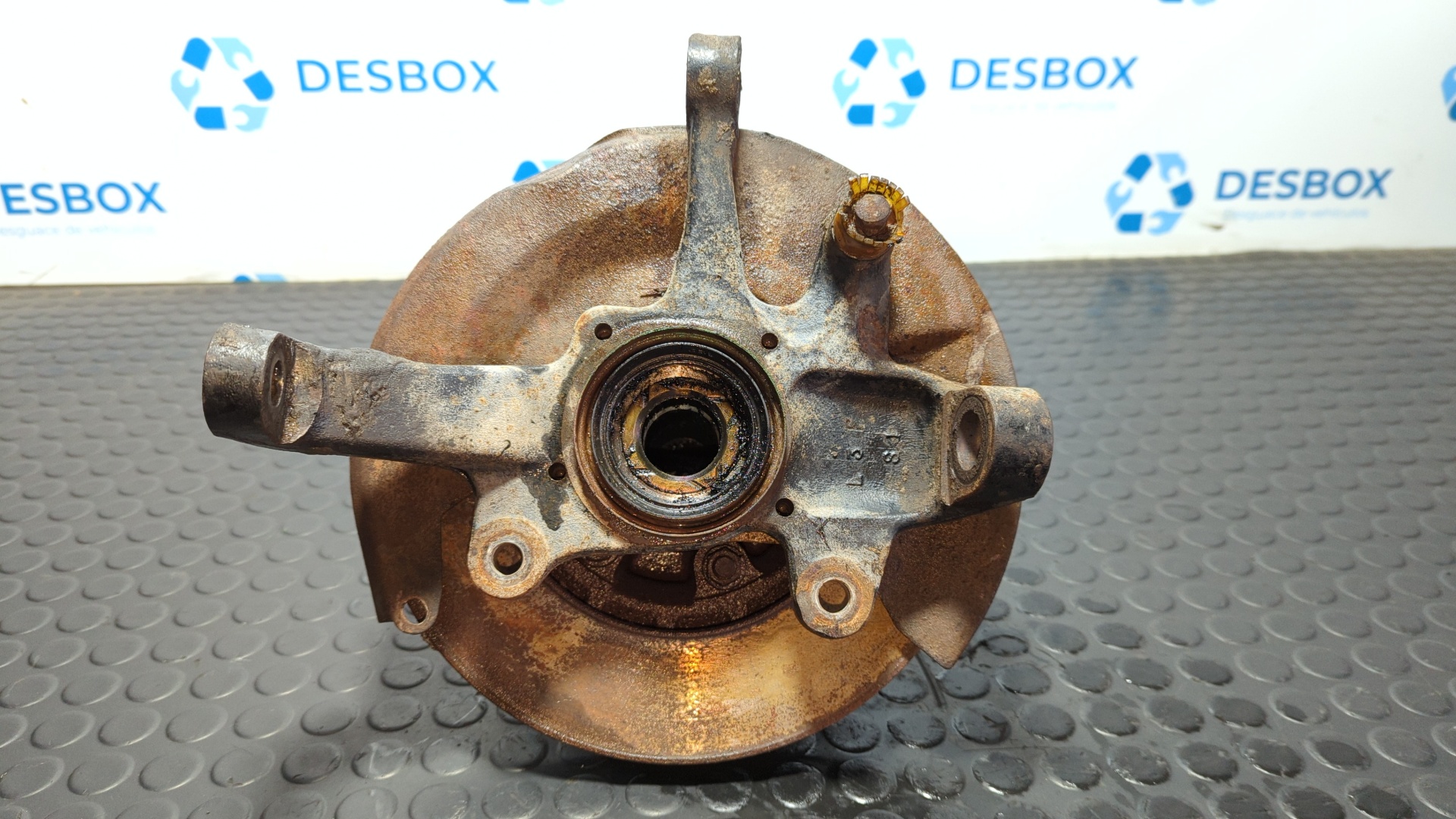 MANGUETA DELANTERA IZQUIERDA MITSUBISHI MONTERO (L040)