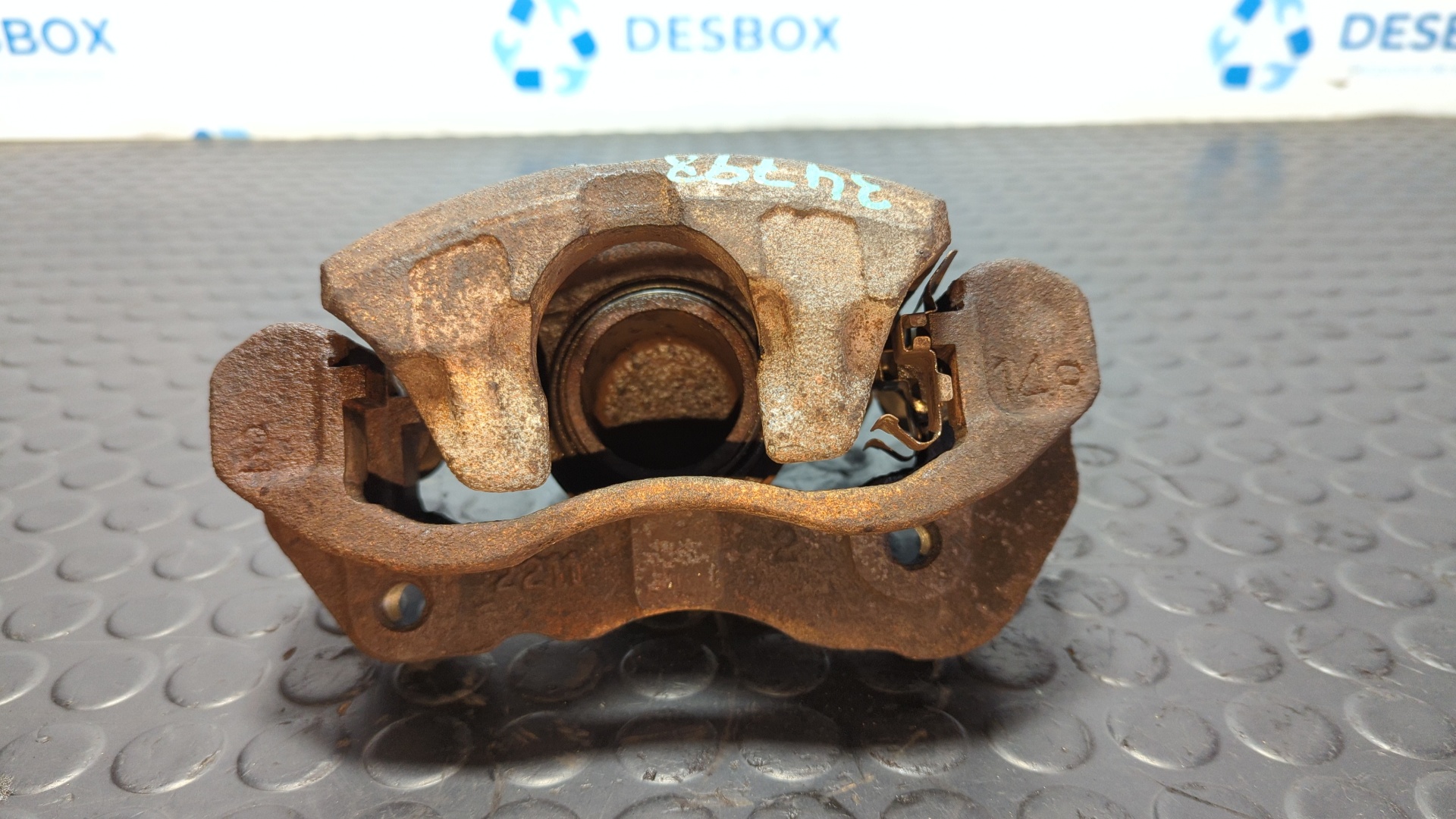 PINZA DE FRENO DELANTERA DERECHA MITSUBISHI MONTERO (L040) - vista 3