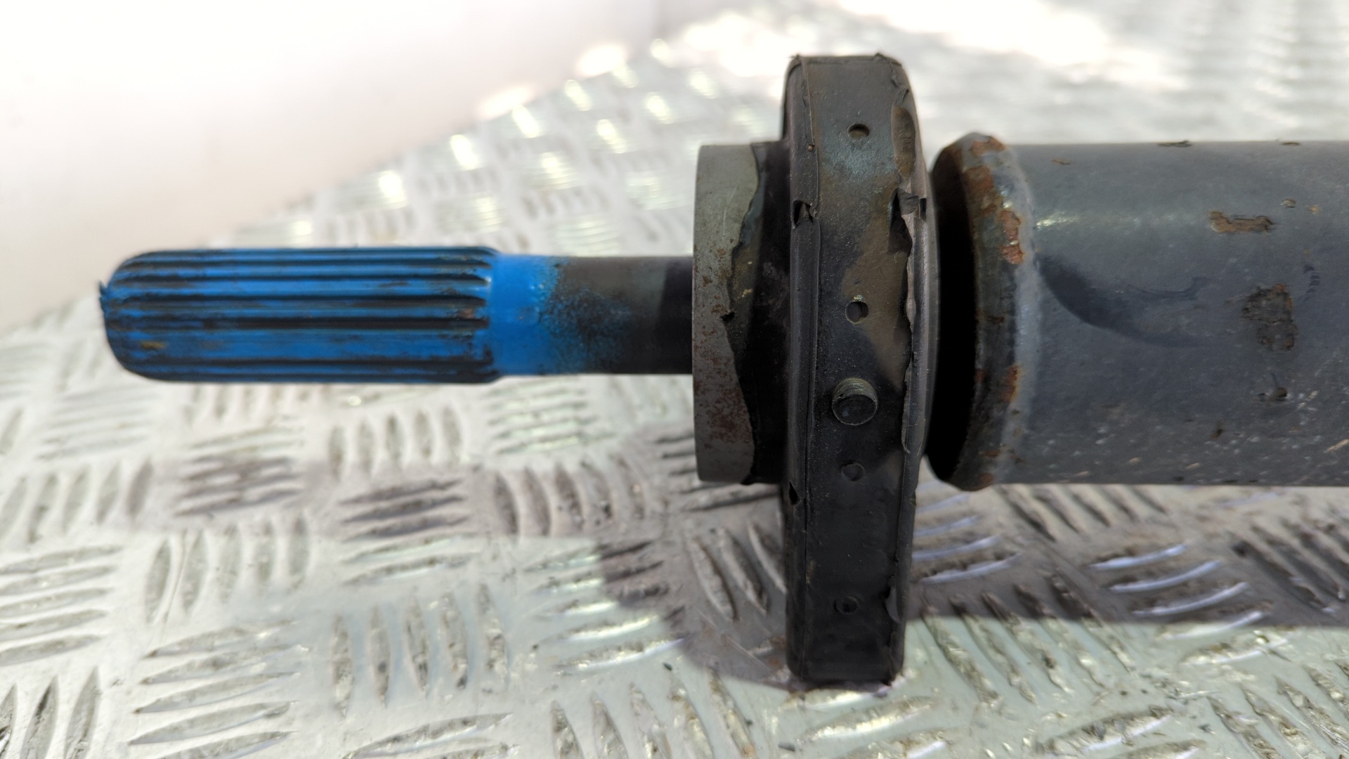 TRANSMISION CENTRAL IVECO DAILY CAJA CERRADA (2006 =>) - vista 4