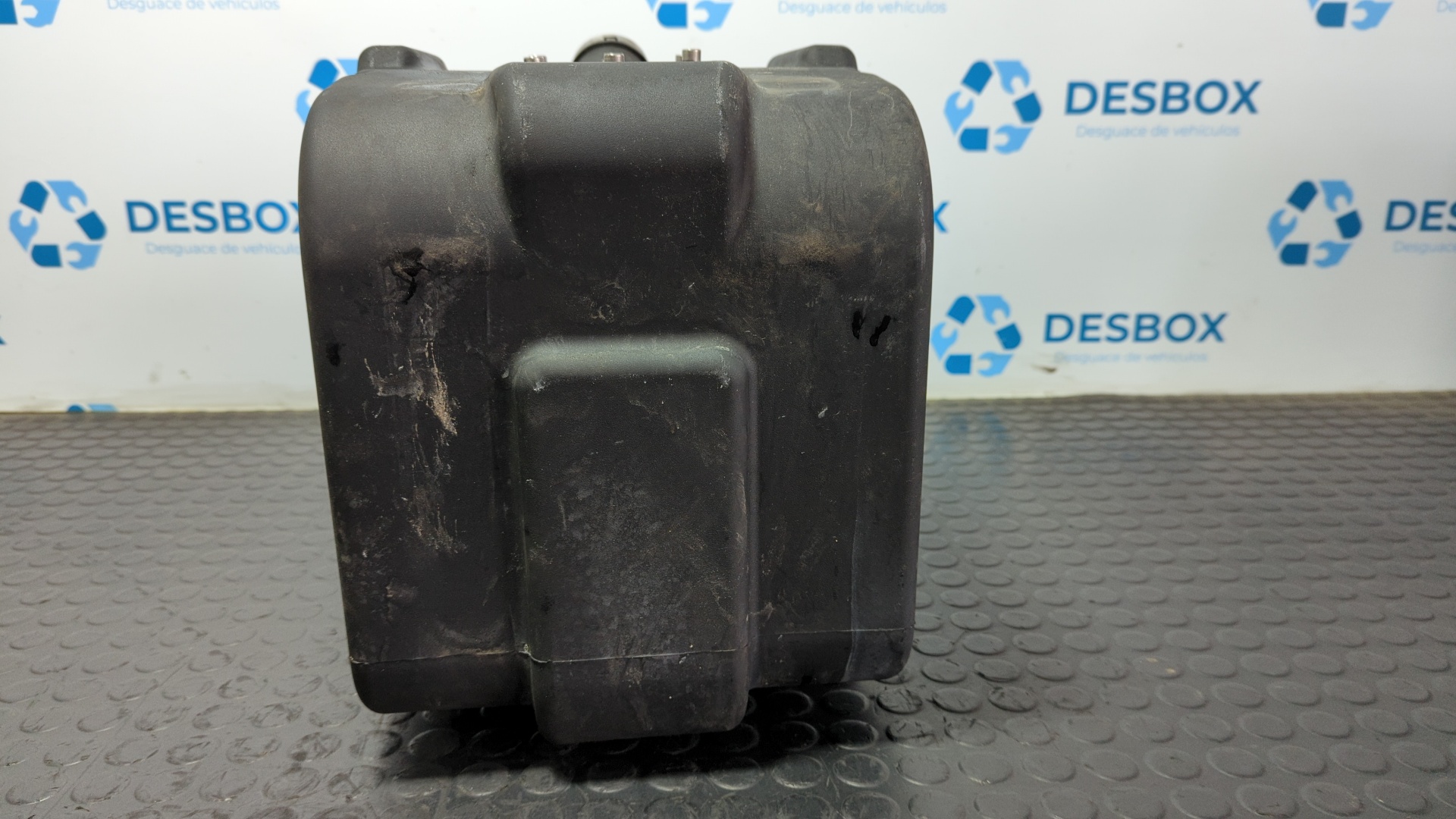 DEPOSITO ADBLUE RENAULT MAXITY - vista 2