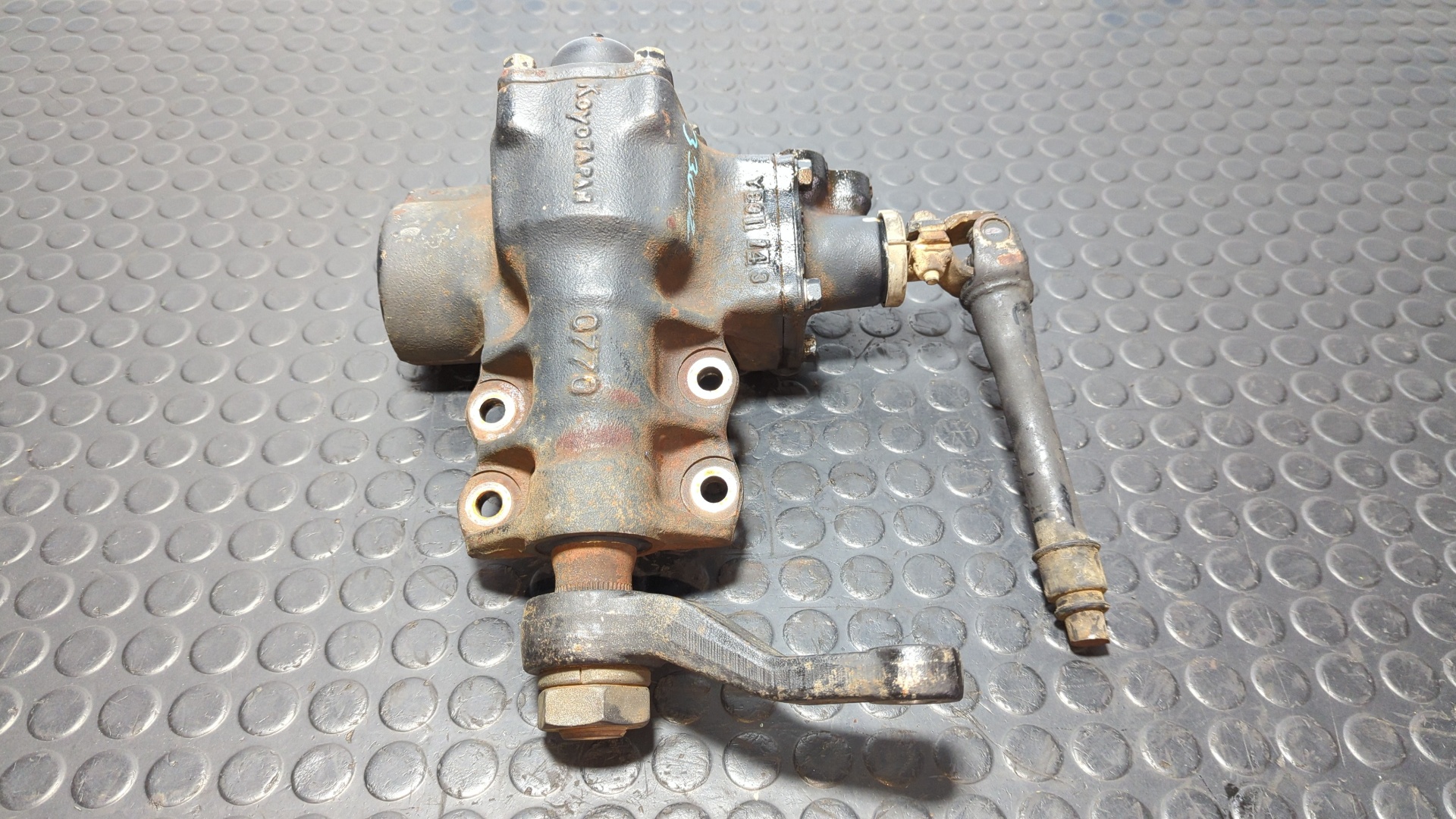 CAJA DIRECCION NISSAN PICK-UP (D22)