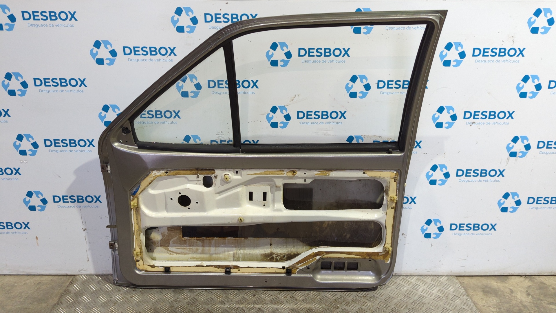 PUERTA DELANTERA DERECHA VOLKSWAGEN POLO (867/871/873) - vista 4