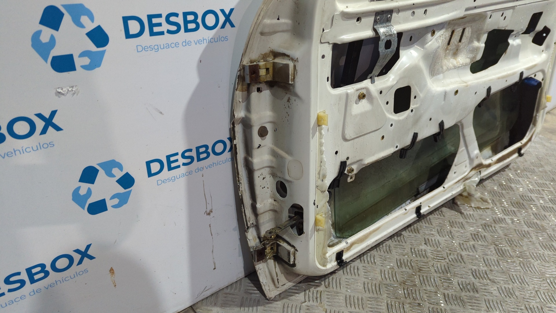 PUERTA DELANTERA DERECHA VOLKSWAGEN GOLF II (191/193) - vista 4