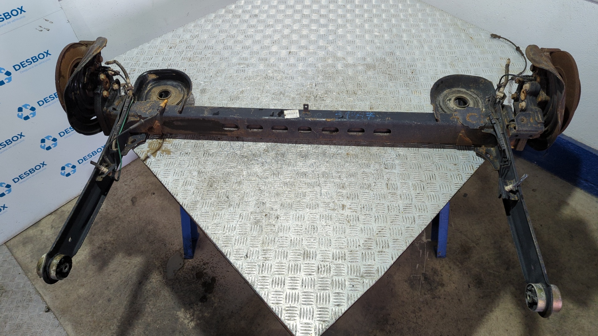 PUENTE TRASERO OPEL VIVARO