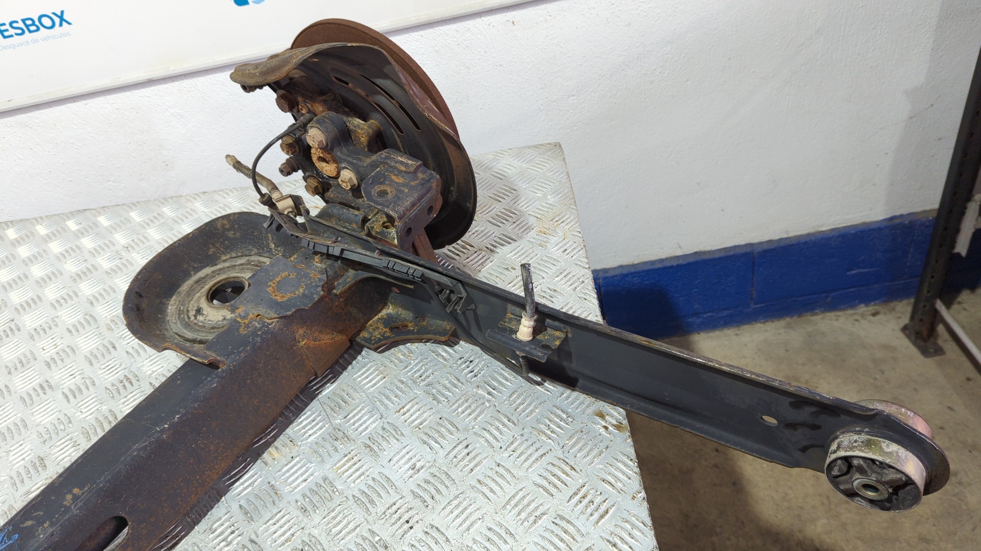 PUENTE TRASERO OPEL VIVARO - vista 4