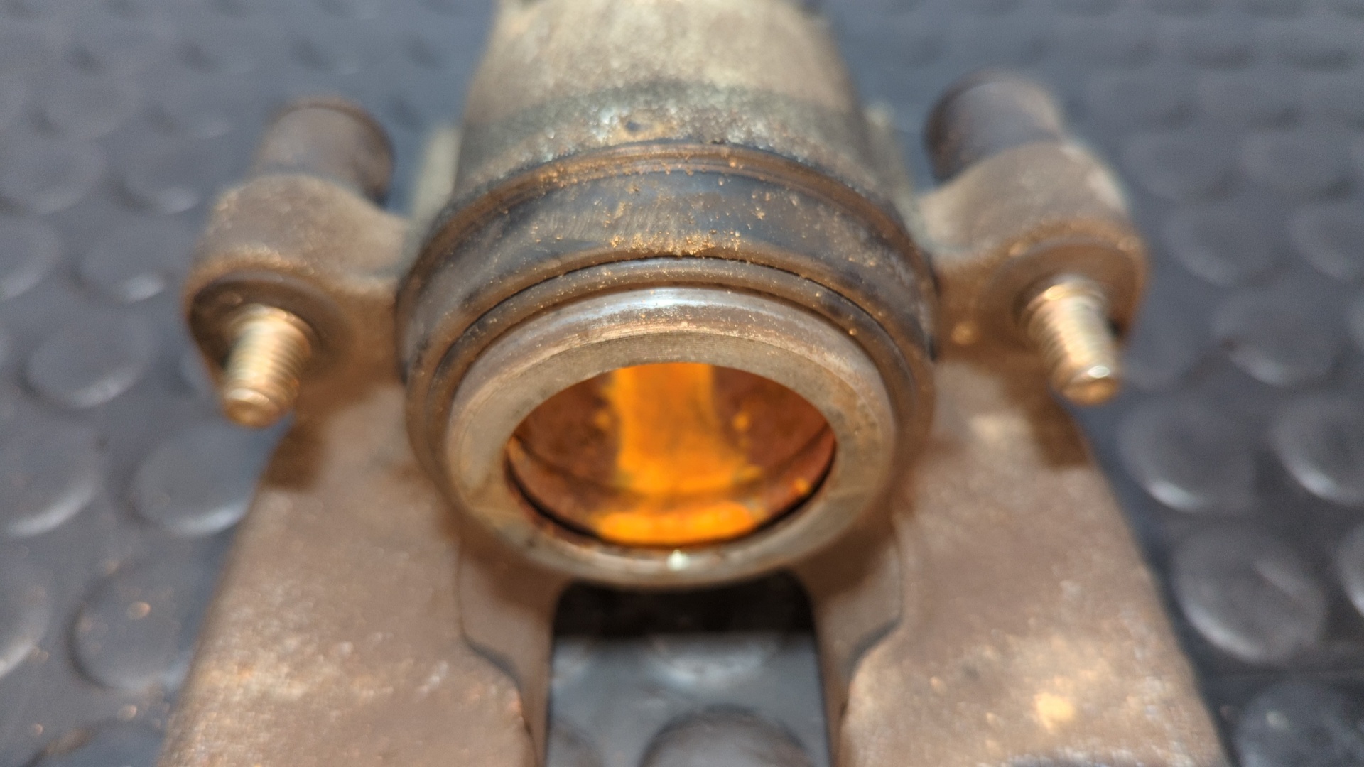 PINZA DE FRENO DELANTERA DERECHA FORD FOCUS BERLINA (CAK) - vista 4