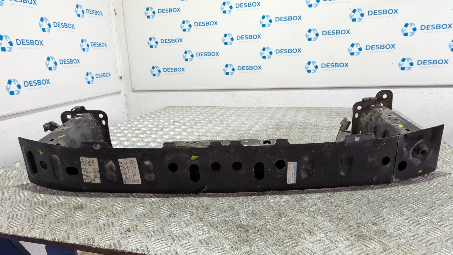 REFUERZO PARAGOLPES DELANTERO FORD FOCUS BERLINA (CAP)