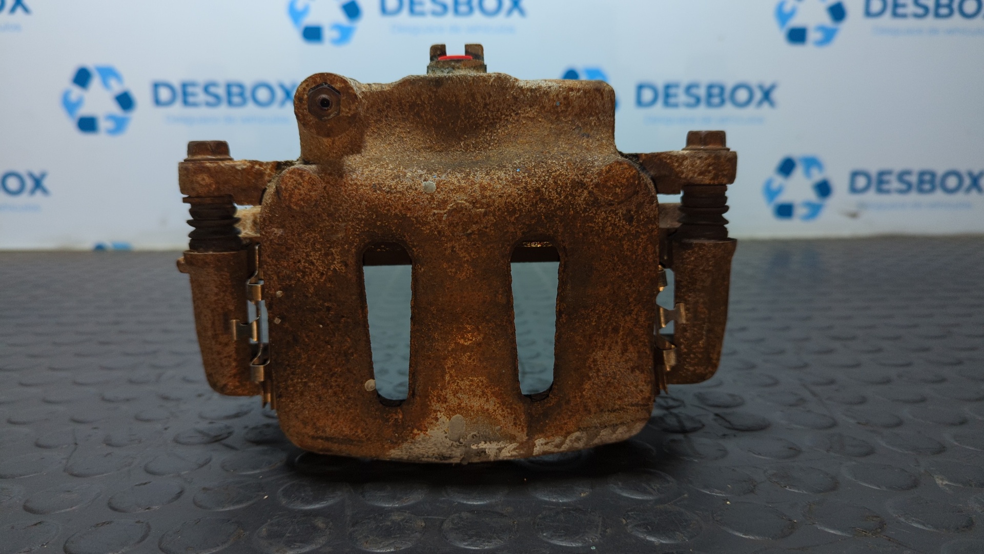 PINZA DE FRENO DELANTERA IZQUIERDA NISSAN TERRANO (WD21)