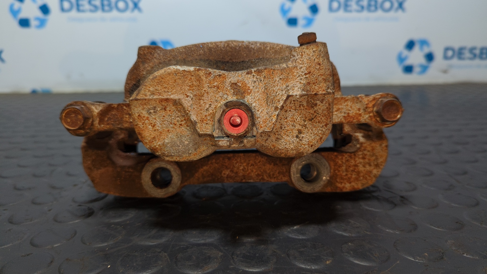 PINZA DE FRENO DELANTERA IZQUIERDA NISSAN TERRANO (WD21) - vista 4