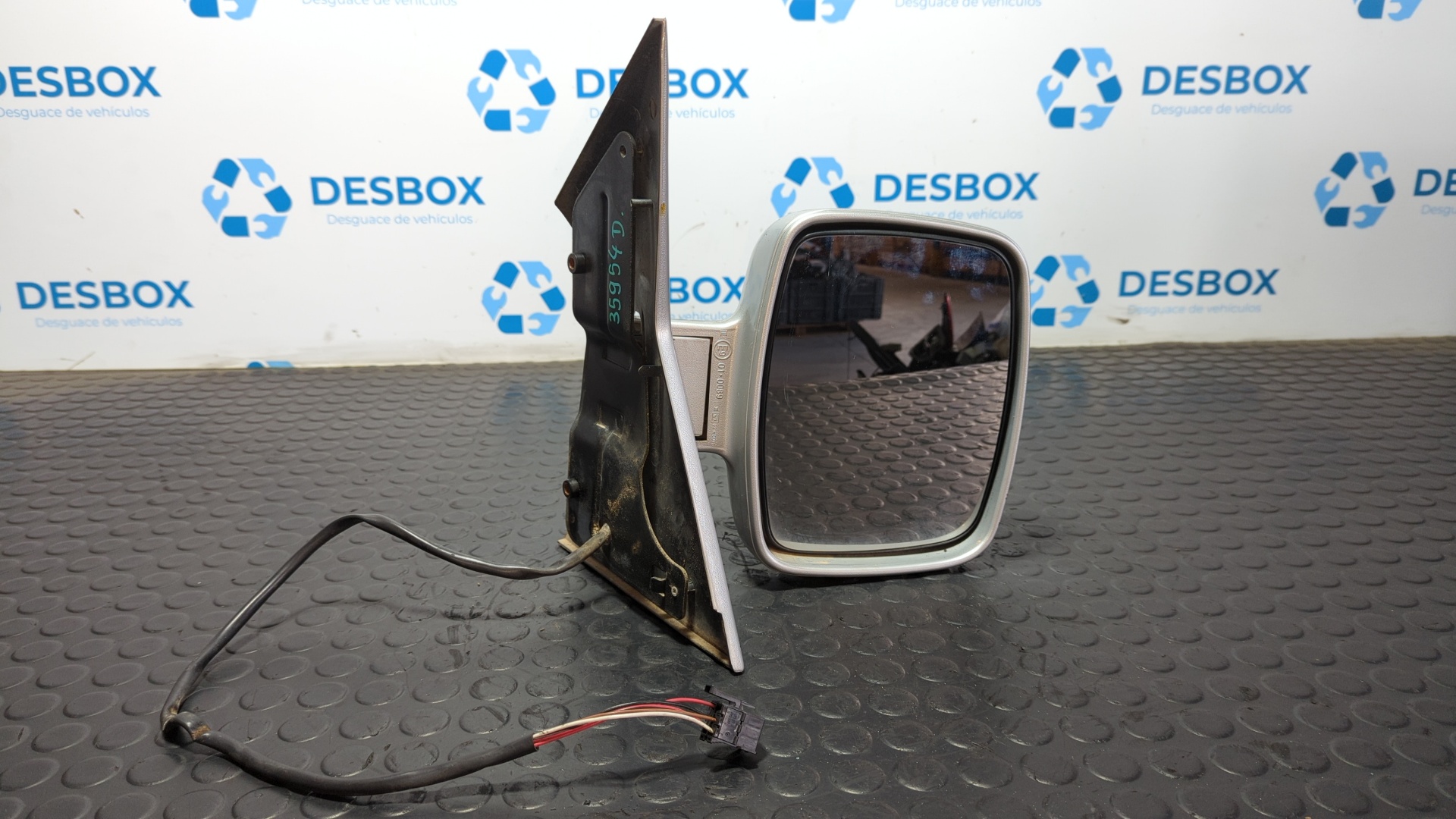 RETROVISOR DERECHO MERCEDES-BENZ VITO (W638) CAJA CERRADA